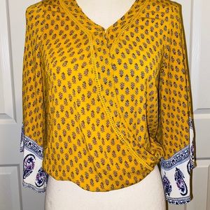 Xhilaration Boho Top 😍